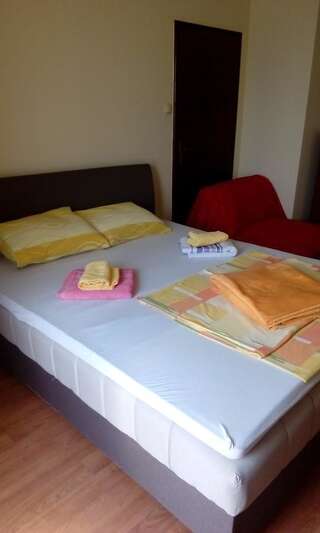 Апартаменты Apartment and Studio Ćinćur Бар Номер-студио с видом на море-9