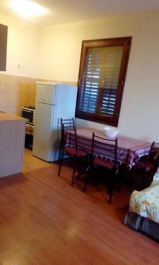 Апартаменты Apartment and Studio Ćinćur Бар Номер-студио с видом на море-13