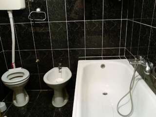 Апартаменты Apartment and Studio Ćinćur Бар Апартаменты с 2 спальнями, террасой и видом на море (для 6 взрослых)-7