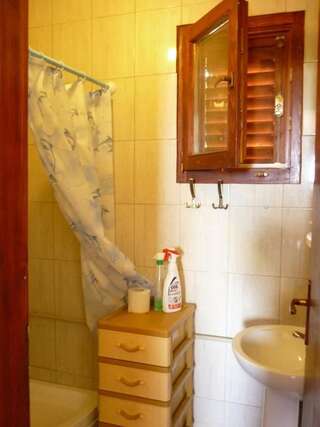 Апартаменты Apartment and Studio Ćinćur Бар Номер-студио с видом на море-18