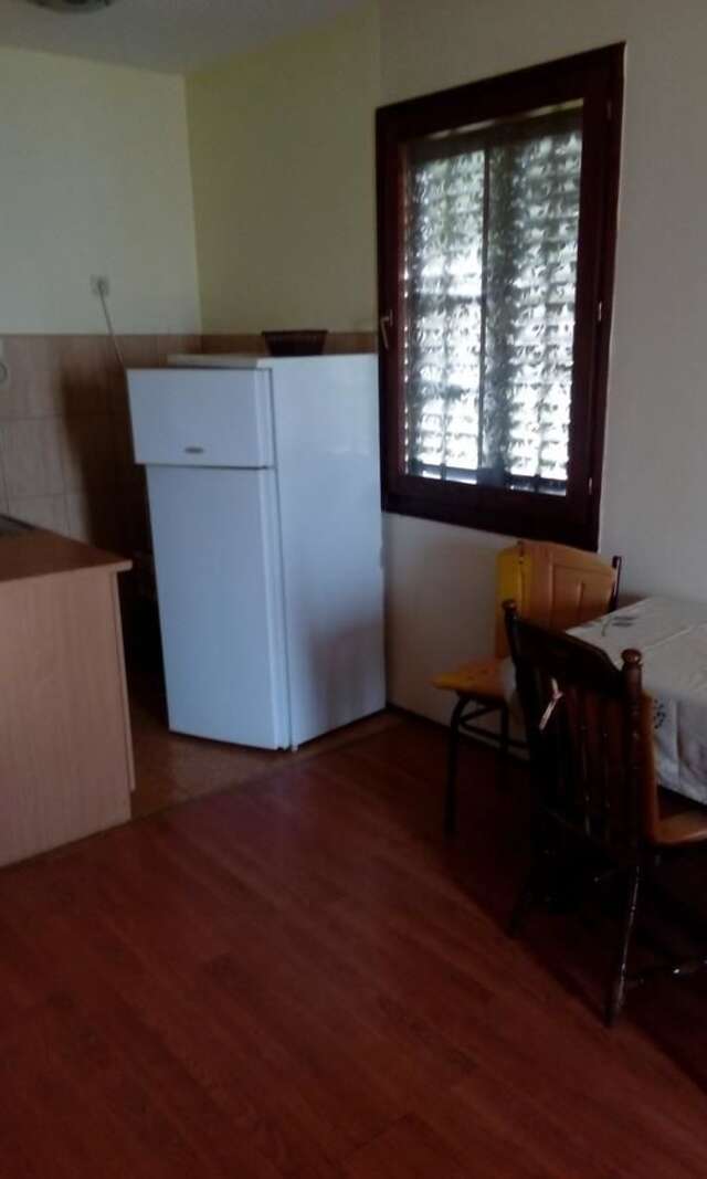 Апартаменты Apartment and Studio Ćinćur Бар-8